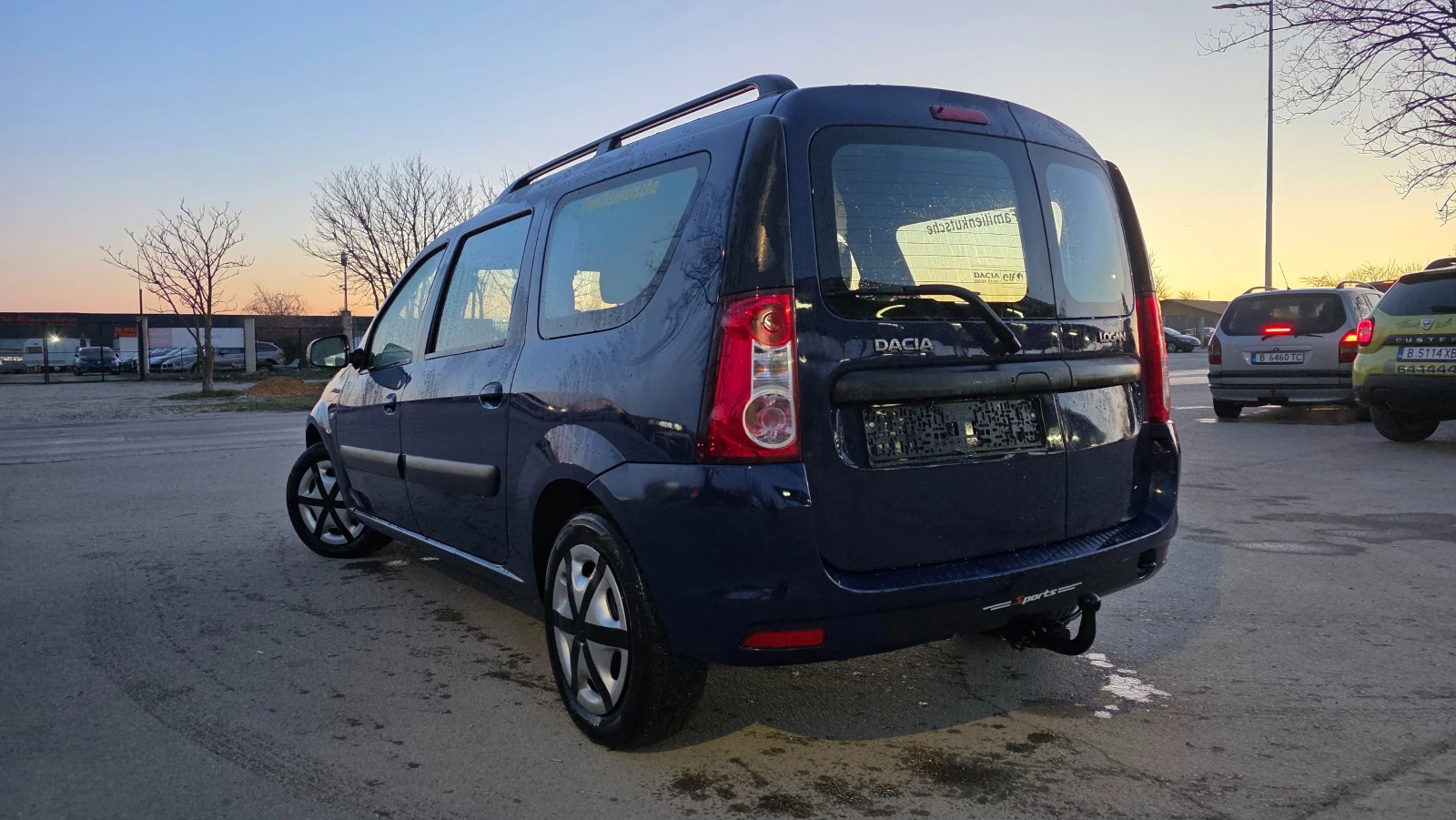 Dacia Logan 1.6i/87hp/УНИКАТ/FACE LIFT, снимка 5 - Автомобили и джипове - 53879675