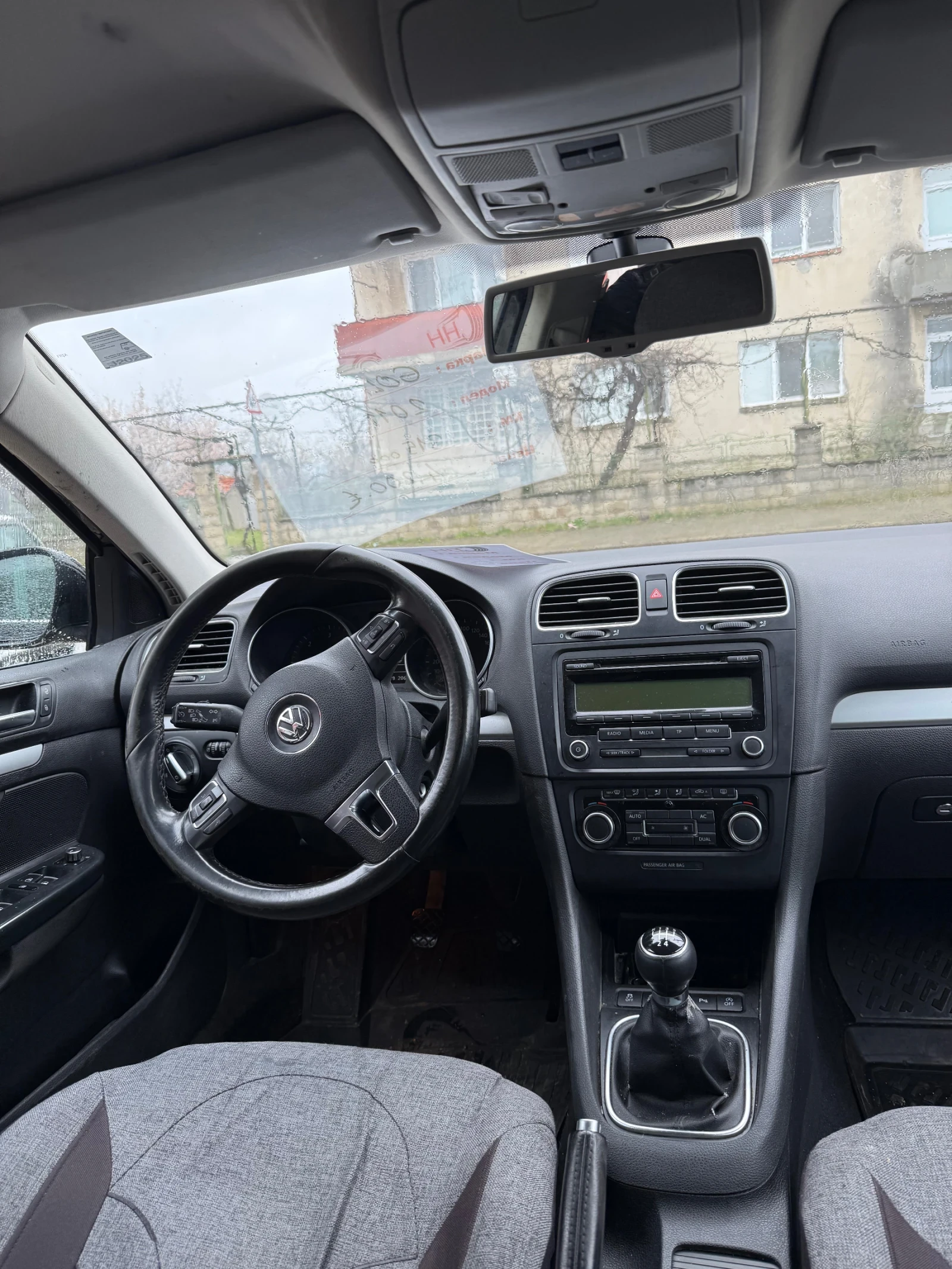 VW Golf, снимка 7 - Автомобили и джипове - 53948819