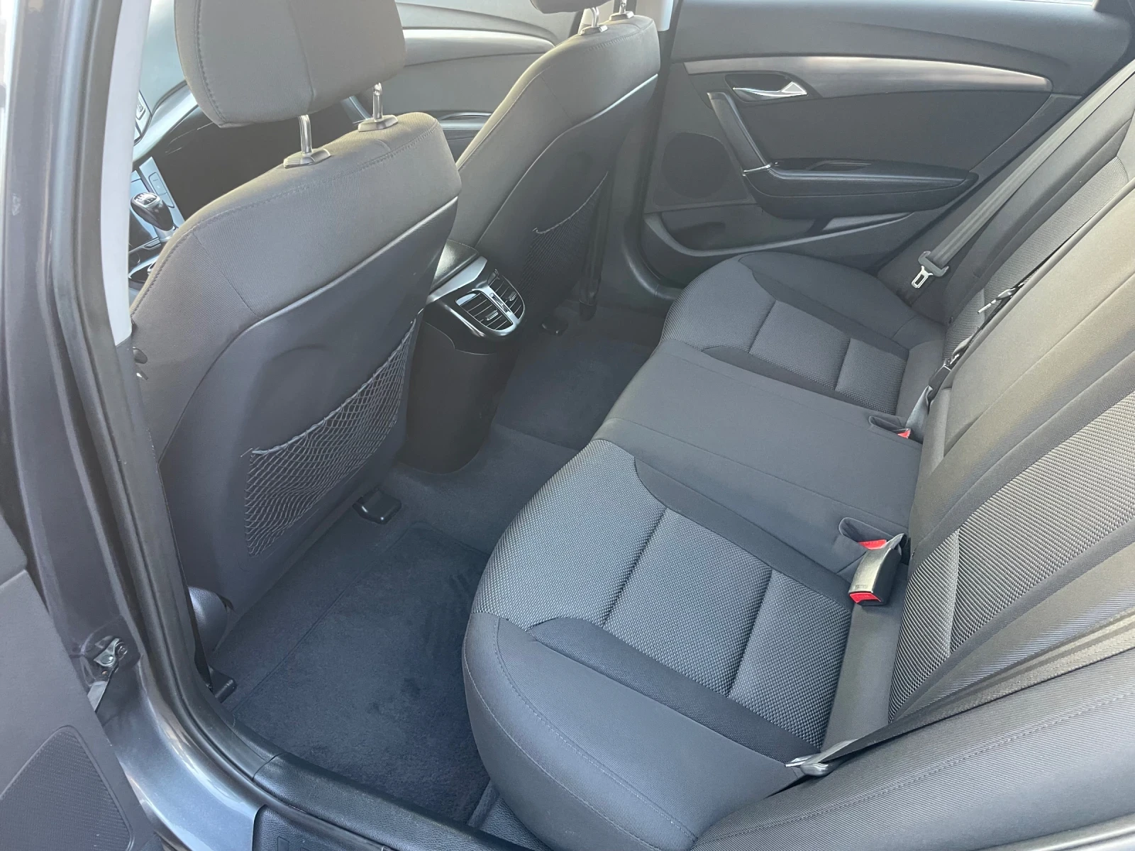 Hyundai I40 1.7 CDi, снимка 6 - Автомобили и джипове - 54114502