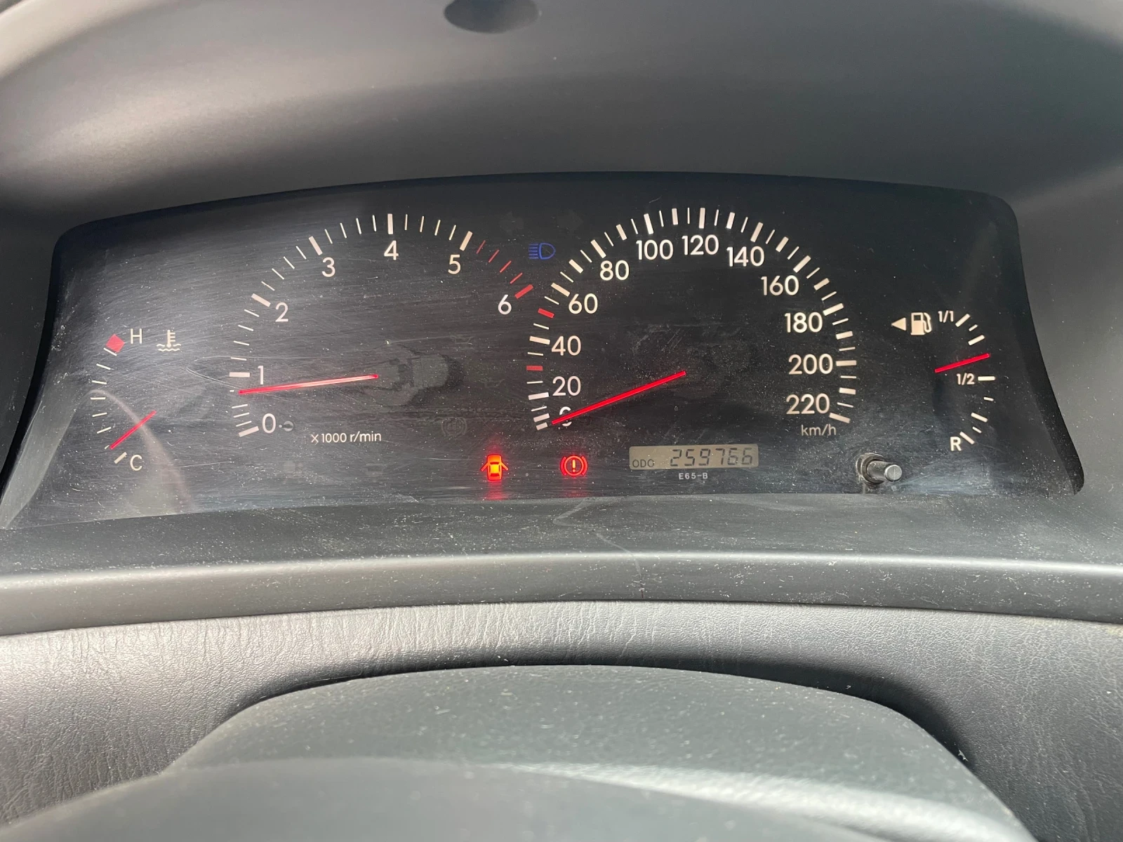 Toyota Corolla verso, снимка 7 - Автомобили и джипове - 54141819