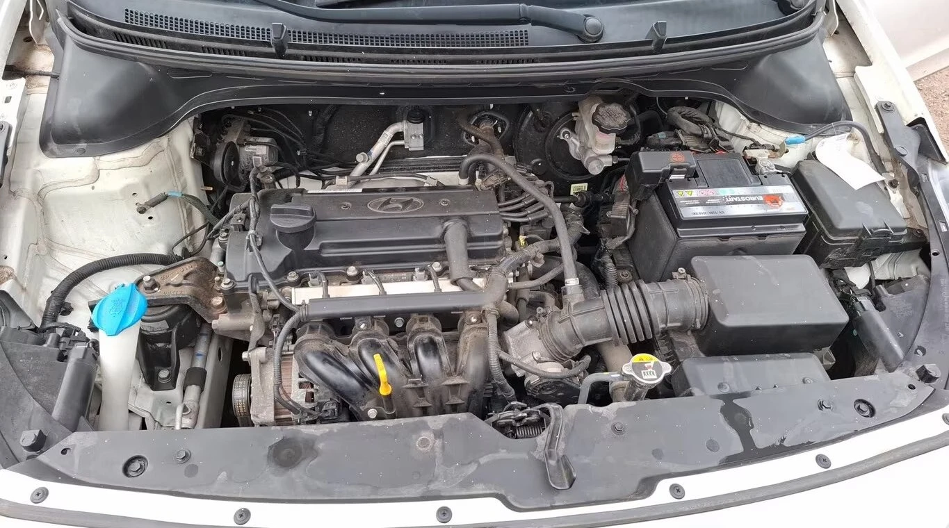 Hyundai I20  1.2БЕНЗИН КЛИМАТИК НОВ ВНОС ТОП ЦЕНА ЕВРО6, снимка 13 - Автомобили и джипове - 54187758