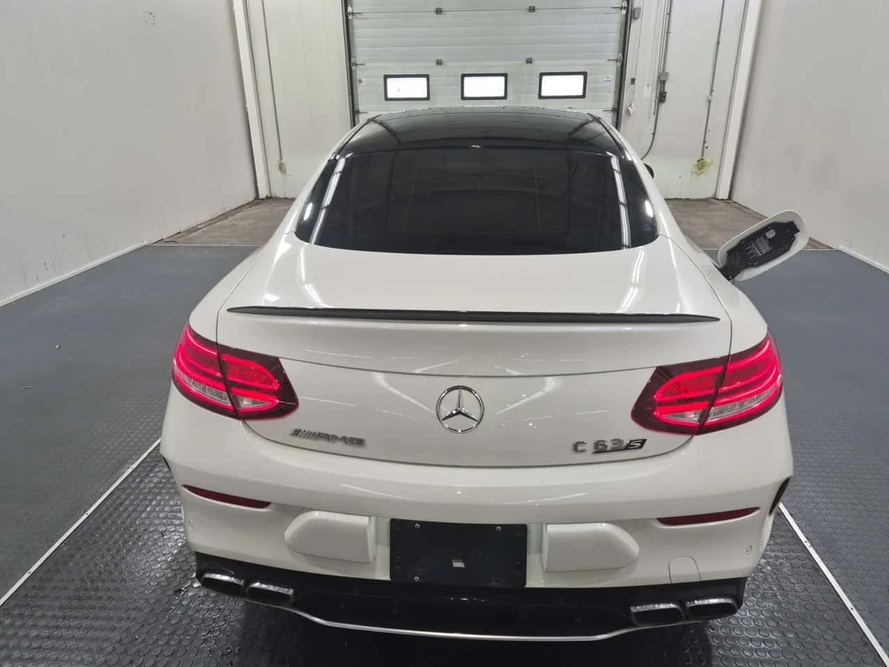 Mercedes-Benz C 63 AMG S| DISTRONIC| 360| BURMESTER| ПОДГРЕВИ| BUCKETS, снимка 4 - Автомобили и джипове - 54459951