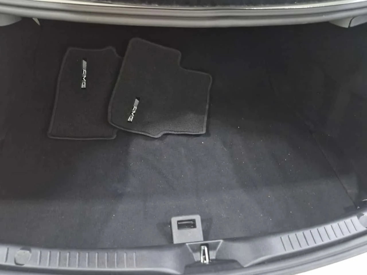 Mercedes-Benz C 63 AMG S| DISTRONIC| 360| BURMESTER| ПОДГРЕВИ| BUCKETS, снимка 15 - Автомобили и джипове - 54459951