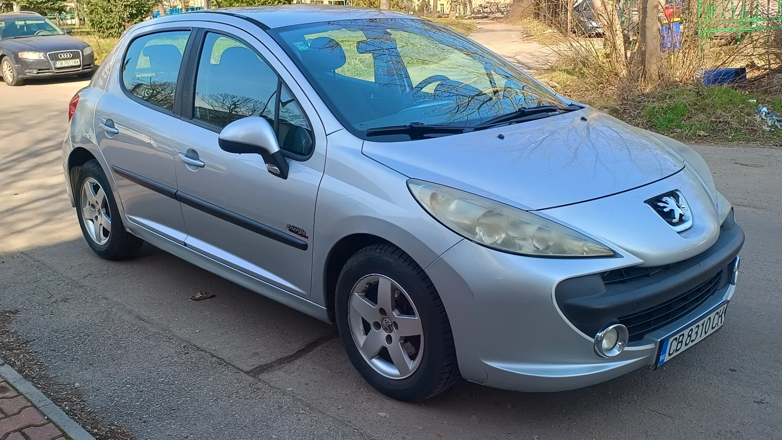 Peugeot 207 1 4 бензин, снимка 6 - Автомобили и джипове - 54527685