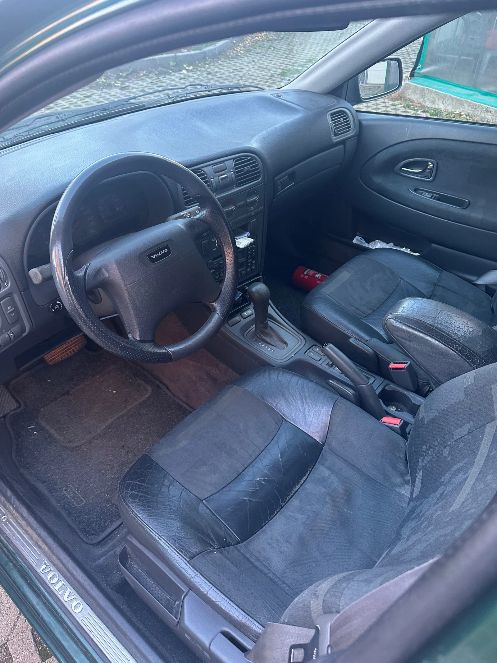 Volvo V40 2.0 TURBO, снимка 6 - Автомобили и джипове - 54605492