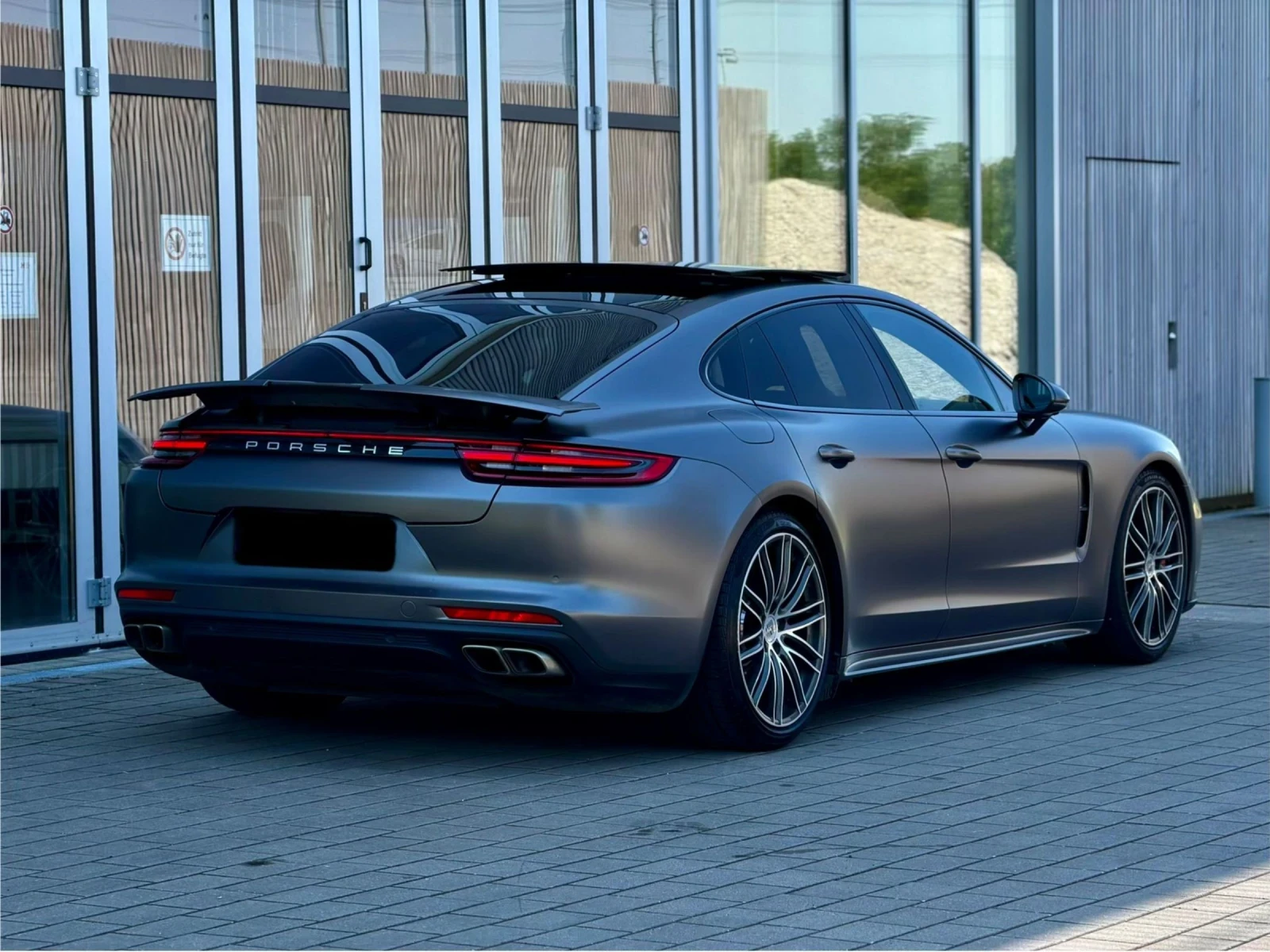 Porsche Panamera Очакван Внос Panamera TurboCARBONОБДУХВАНЕ, снимка 3 - Автомобили и джипове - 54960363