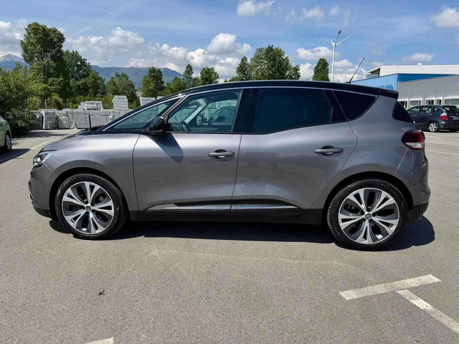 Renault Scenic 1.6dCI-160-AUTOMATIC7-кожа-NAVI-, снимка 11 - Автомобили и джипове - 55016224