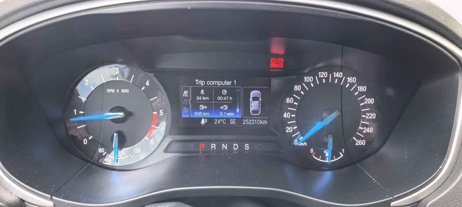 Ford Mondeo MK5, снимка 5 - Автомобили и джипове - 55416793