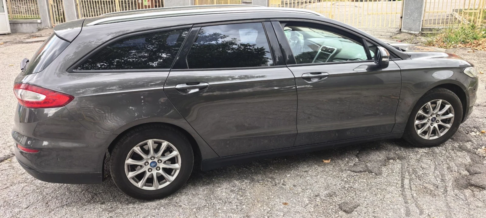 Ford Mondeo MK5, снимка 4 - Автомобили и джипове - 55416793
