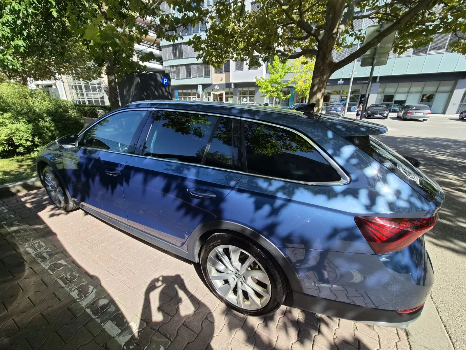 Skoda Octavia Scout, снимка 8 - Автомобили и джипове - 55895240