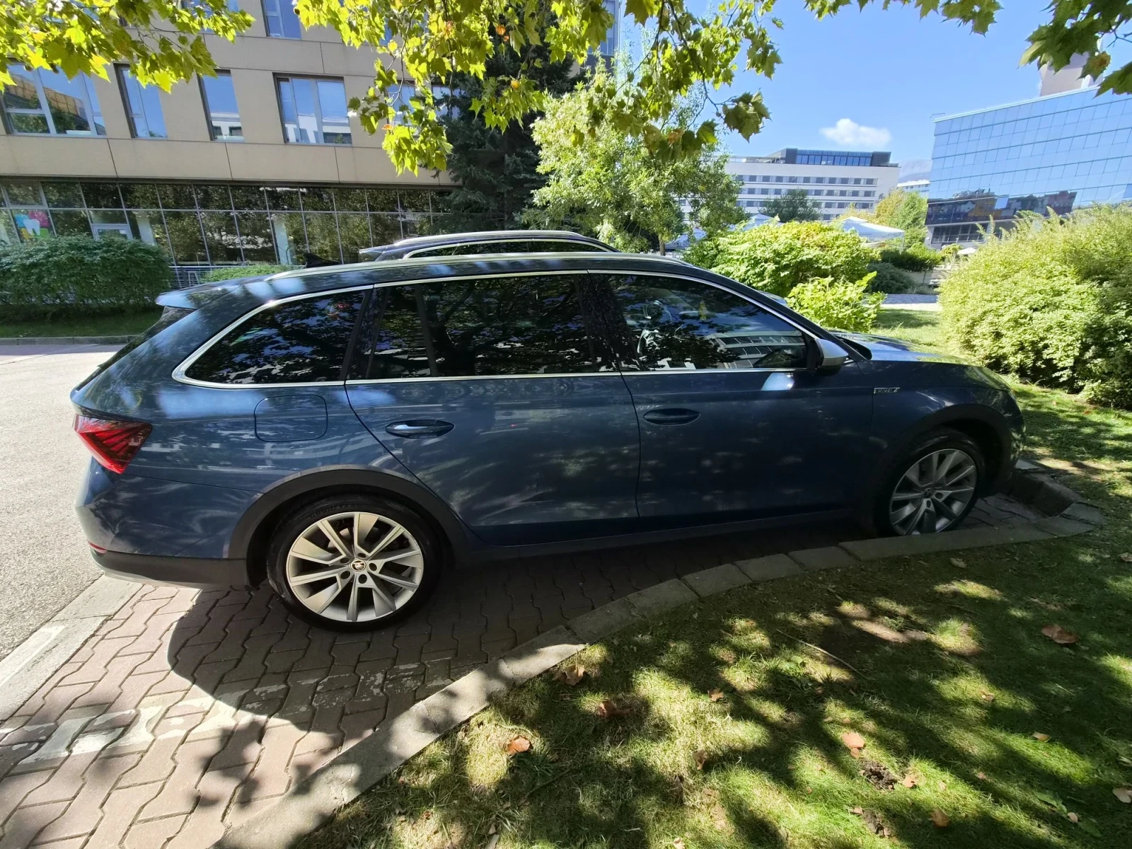Skoda Octavia Scout, снимка 5 - Автомобили и джипове - 55895240