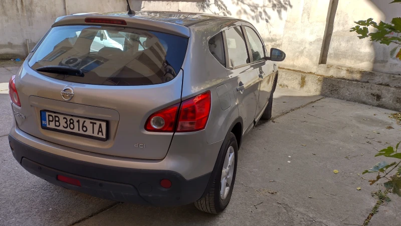 Nissan Qashqai, снимка 5 - Автомобили и джипове - 47618109