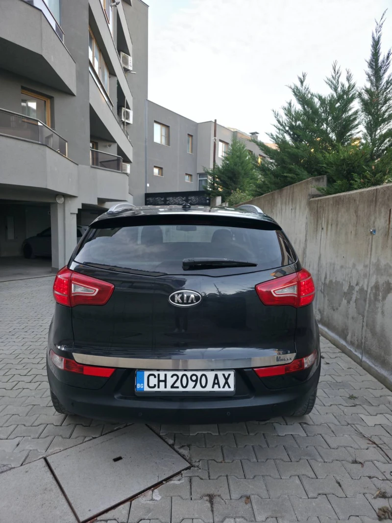 Kia Sportage, снимка 6 - Автомобили и джипове - 52501455