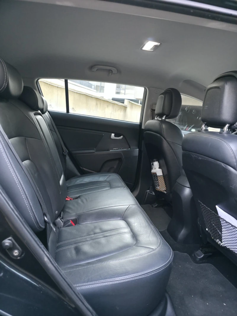 Kia Sportage, снимка 5 - Автомобили и джипове - 52501455