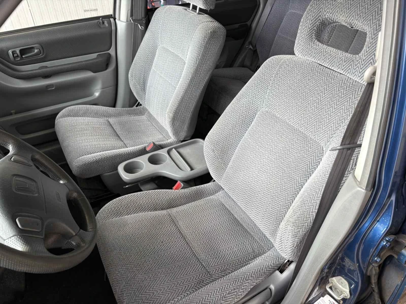 Honda Cr-v Газ-инжекцион , снимка 7 - Автомобили и джипове - 52501628