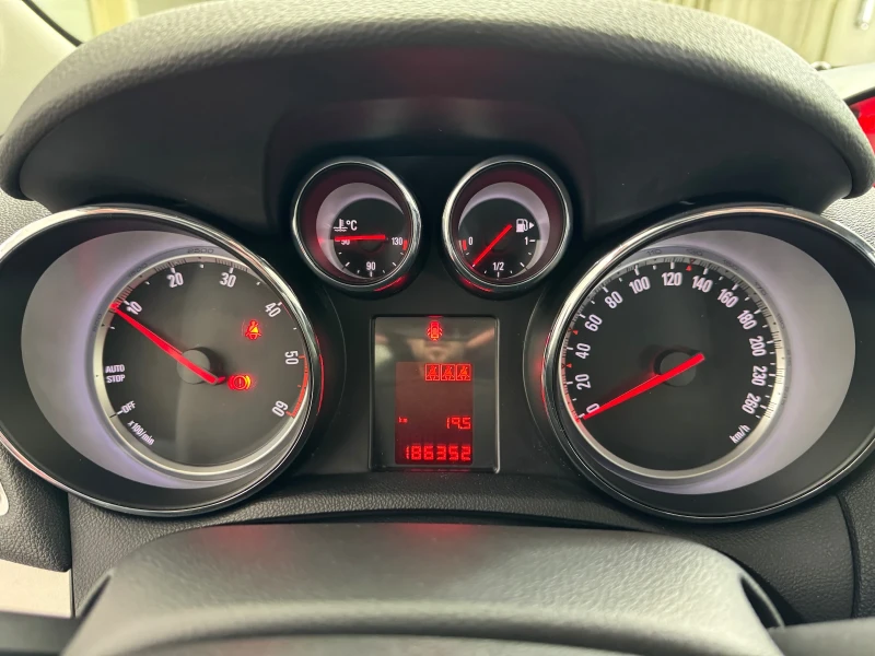 Opel Mokka 1.7 CDTI 131 h.p. - COSMO EDITION , снимка 11 - Автомобили и джипове - 53440804