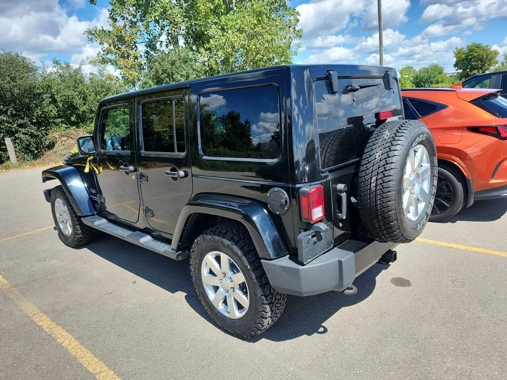 Jeep Wrangler * SAHARA * CARFAX * БЕЗ ПЪРВОНАЧАЛНА ВНОСКА - изображение 4