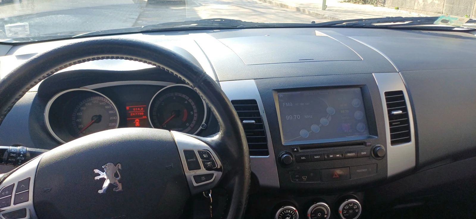 Peugeot 4007, снимка 4 - Автомобили и джипове - 54134783