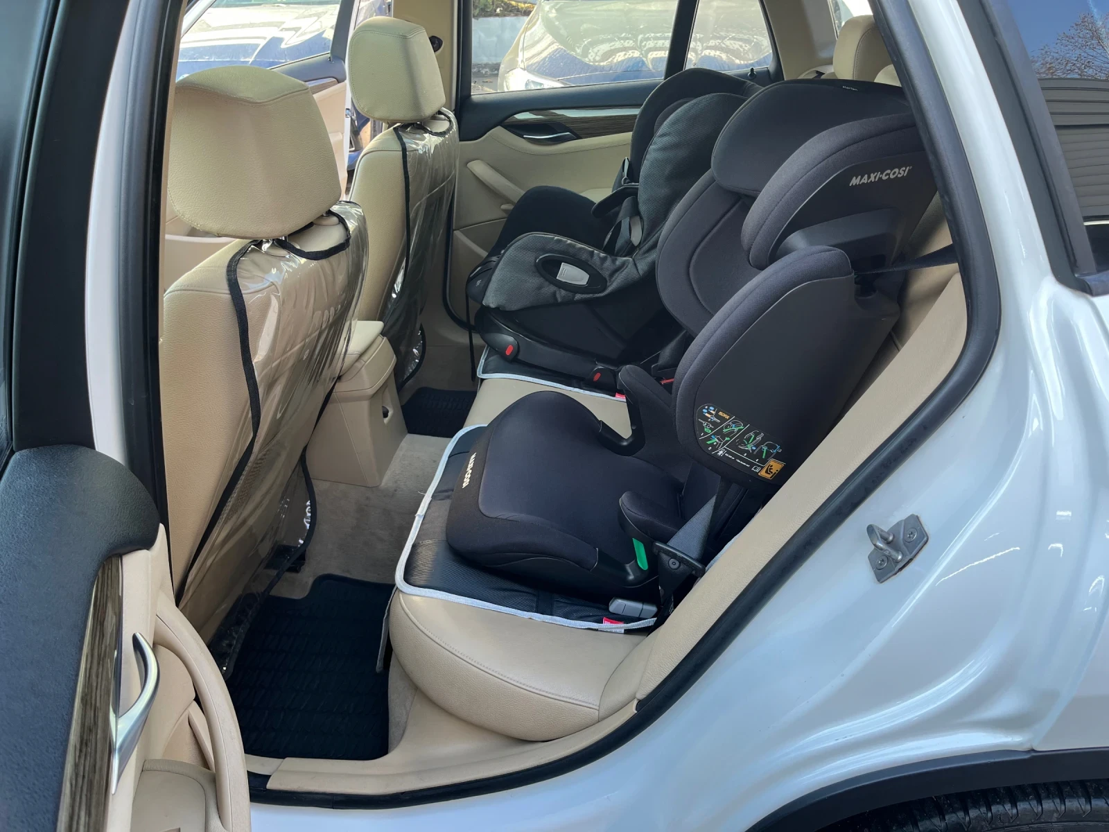 BMW X1 28xi, снимка 14 - Автомобили и джипове - 54594512
