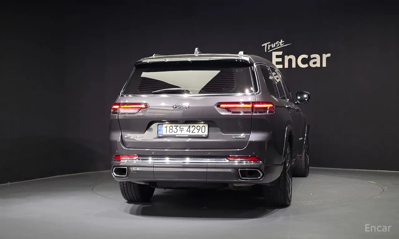 Jeep Grand cherokee L Overland| Кожа Nappa | Панорама | 360 Каме, снимка 4 - Автомобили и джипове - 54970398