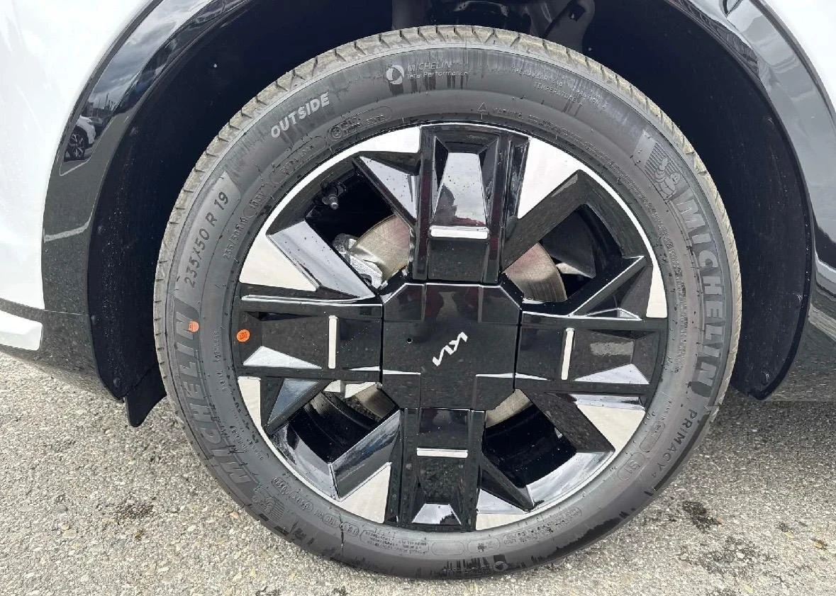 Kia Sportage GT-Line Hybrid , снимка 14 - Автомобили и джипове - 55380551