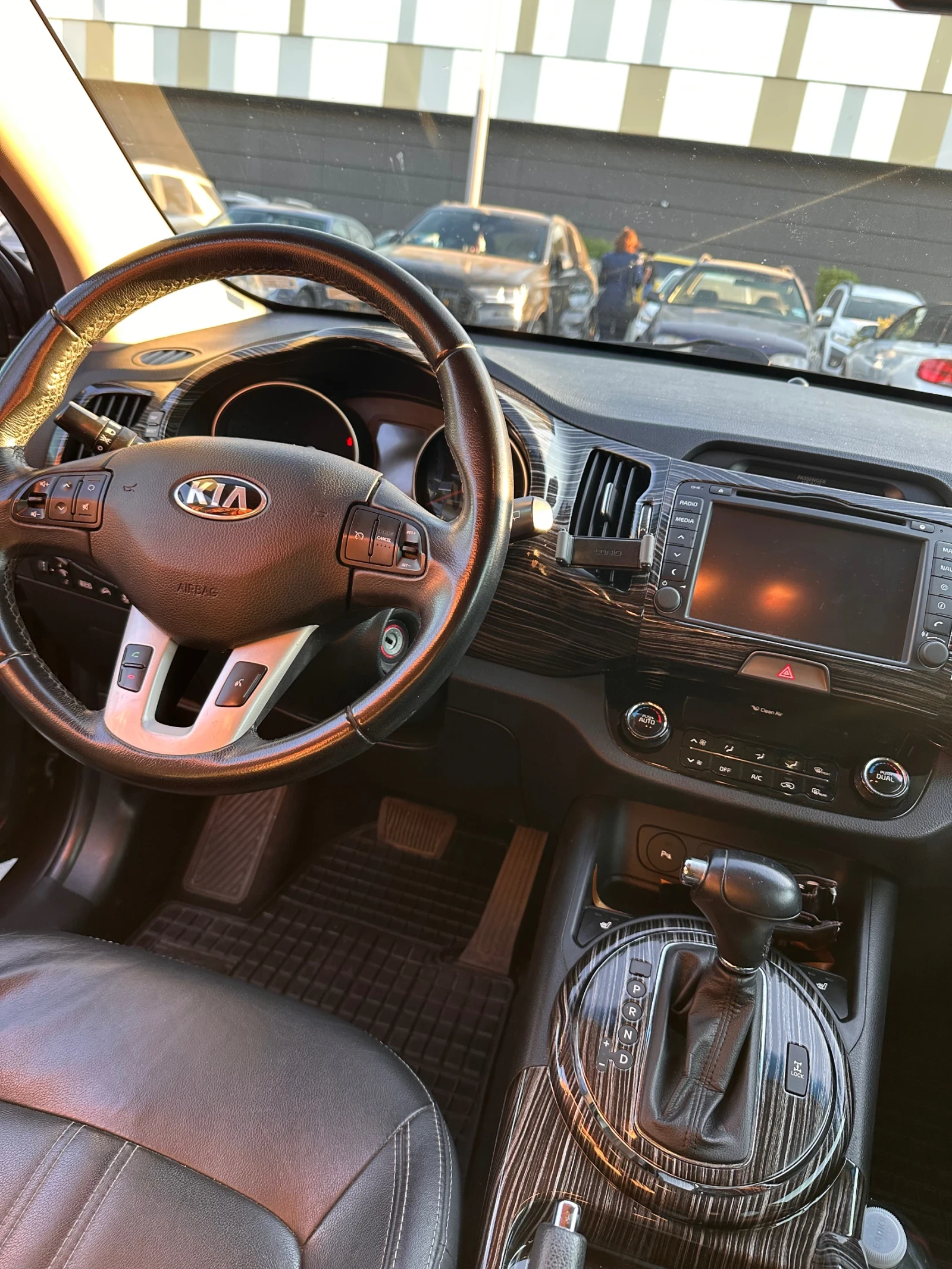 Kia Sportage Kia Sportage facelift 2.0 CRDi AWD, снимка 9 - Автомобили и джипове - 55791039