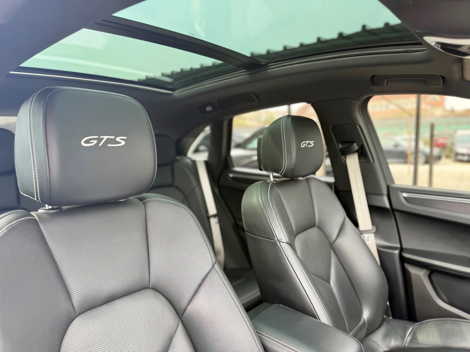 Porsche Macan GTS AUTOMATIK PANORAMA BOSE NAVI 360KAMERA, снимка 9 - Автомобили и джипове - 56140837