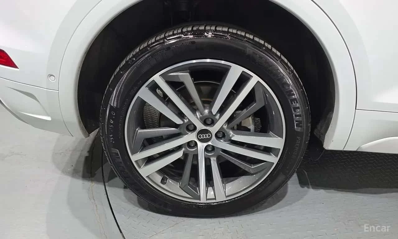 Audi Q5 * 45 TFSI Quattro Premium * ФИНАНСИРАНЕ, снимка 5 - Автомобили и джипове - 56331821