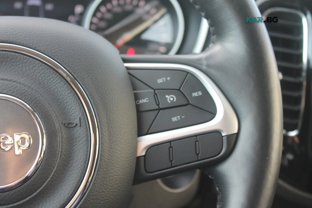 Jeep Compass Sport | 2.4 ������ | 180 �.�. | 4WD | SUV | Mobile.bg � ����������� 13