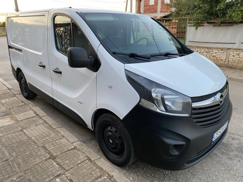 Opel Vivaro 100% ИСТИНСКИ ЕВРО 6B , снимка 2 - Бусове и автобуси - 47299952