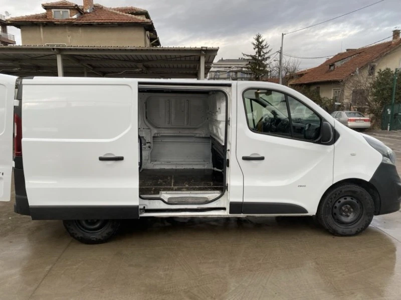 Opel Vivaro 100% ИСТИНСКИ ЕВРО 6B , снимка 8 - Бусове и автобуси - 47299952