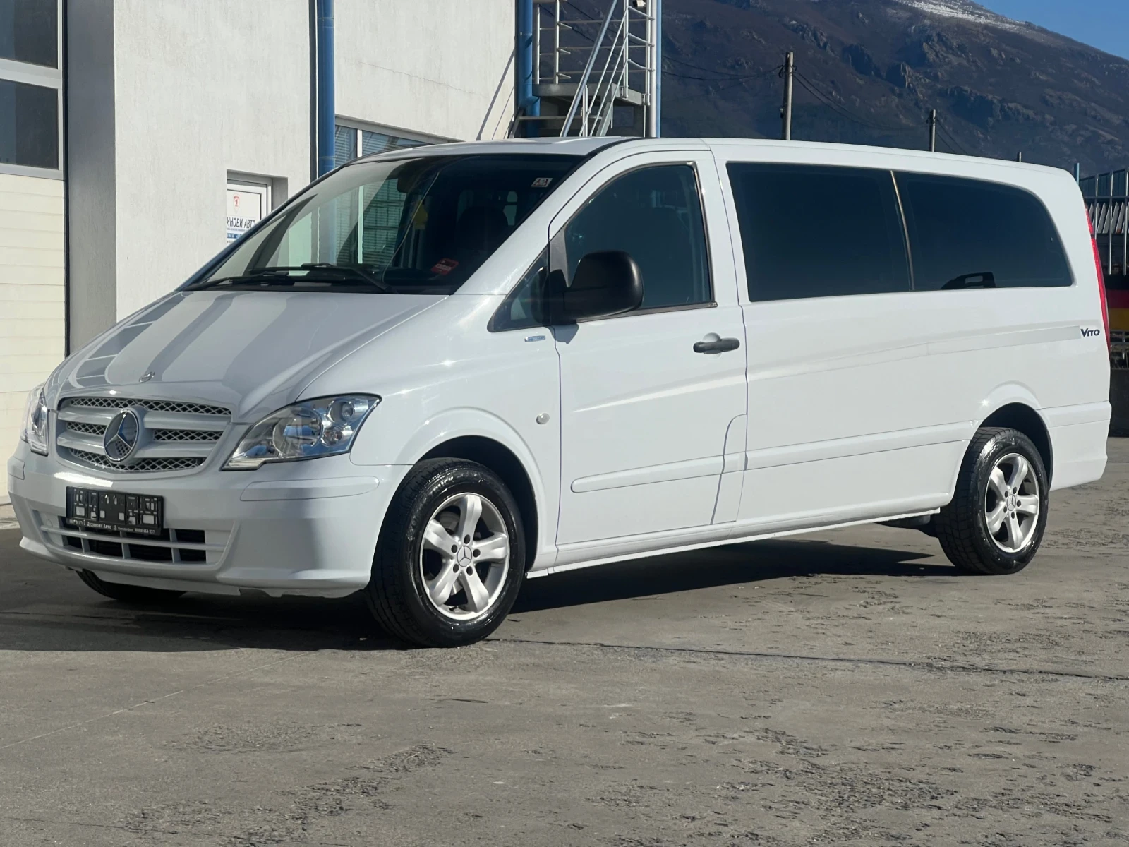 Mercedes-Benz Vito 116 / Пътнически 8+ 1 / LONG / Климатроник - изображение 6