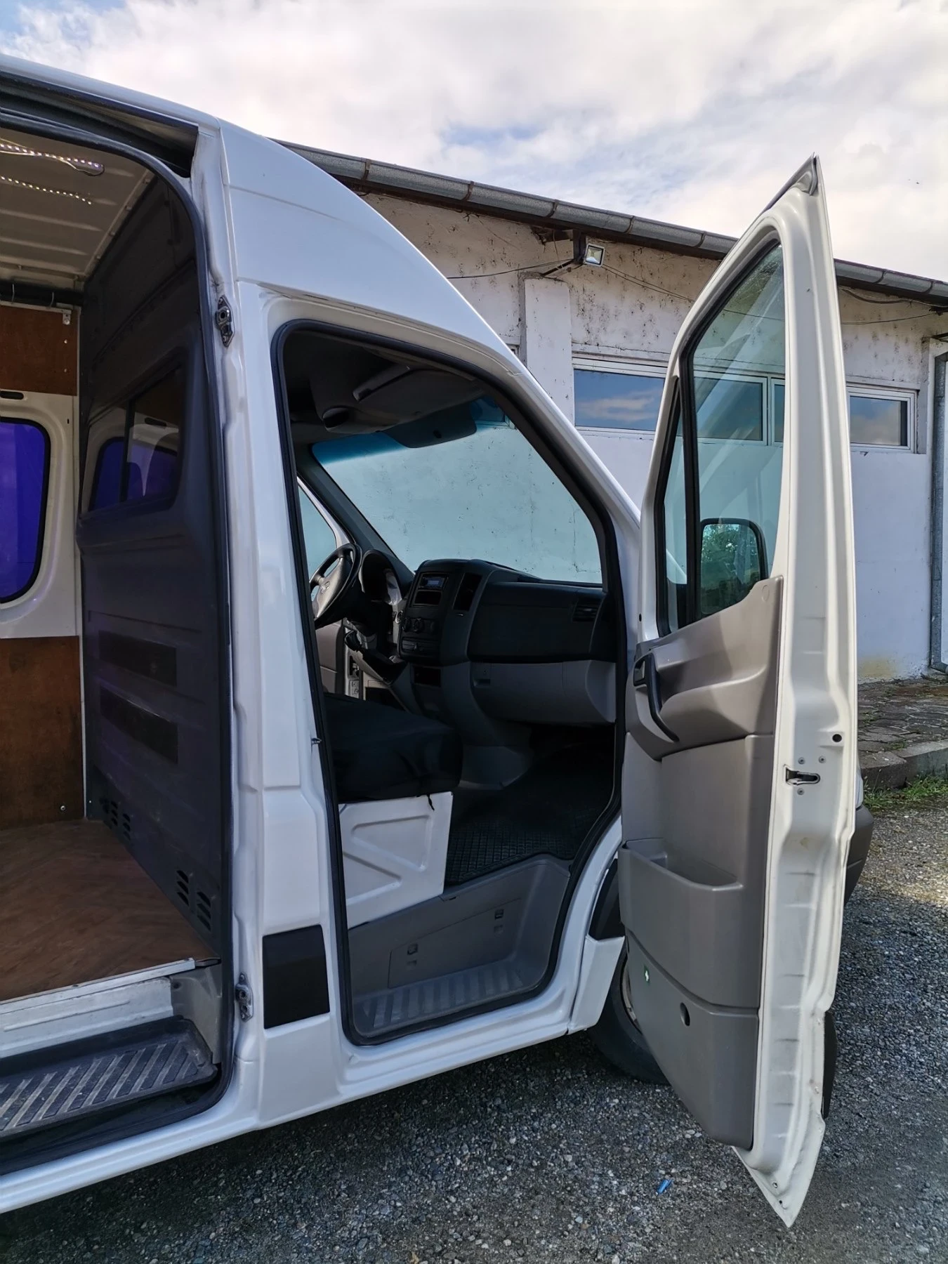 Mercedes-Benz Sprinter 211, снимка 11 - Бусове и автобуси - 55136886