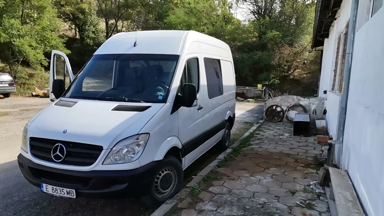 Mercedes-Benz Sprinter 211, снимка 2 - Бусове и автобуси - 55136886