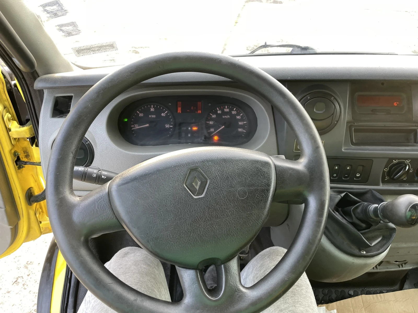 Renault Mascott 3.0d 160ps - изображение 10