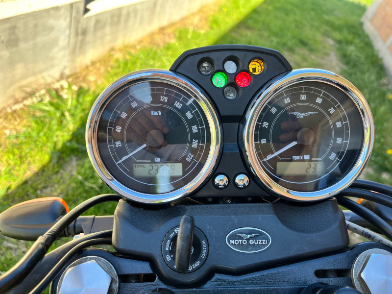Moto Guzzi V V7, снимка 12 - Мотоциклети и мототехника - 45881013