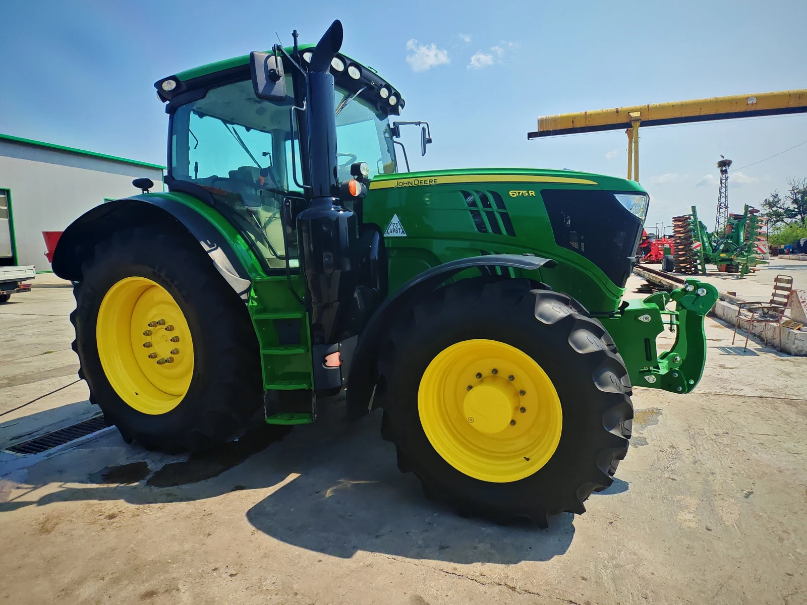  John Deere 6175R     20 % | Mobile.bg   17