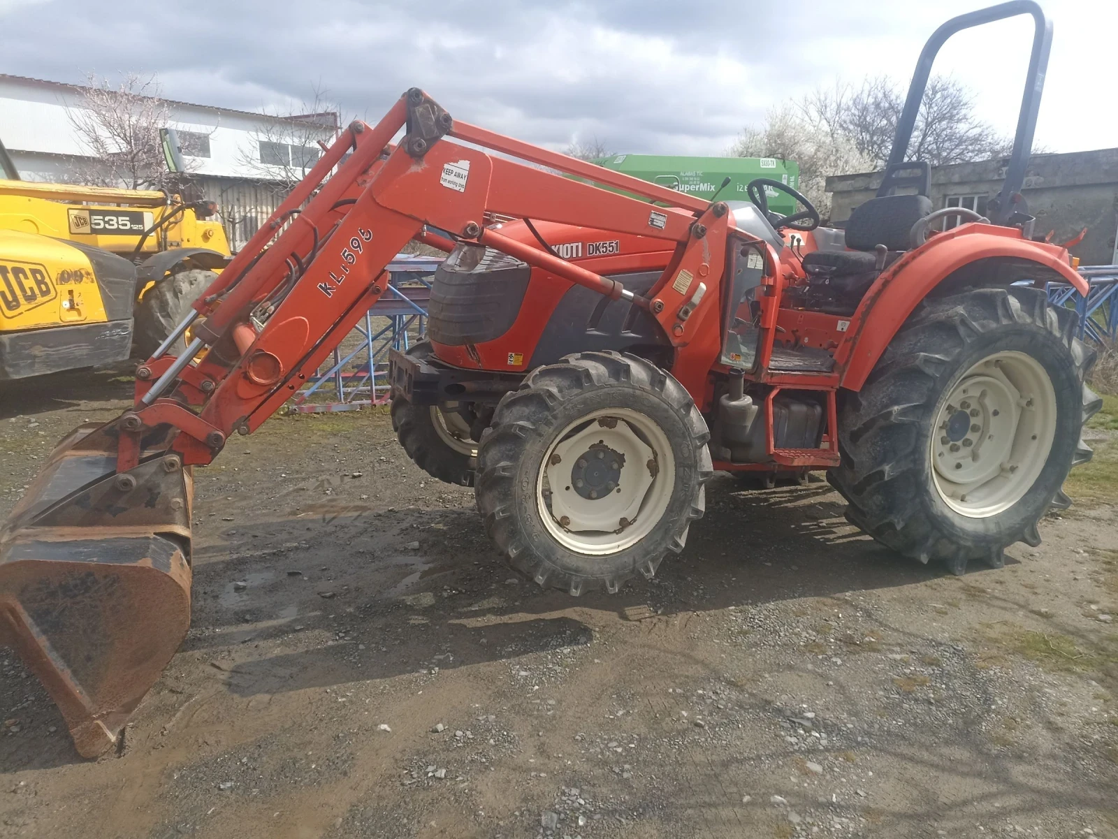 Трактор Kioti DK551, снимка 8 - Селскостопанска техника - 54044946