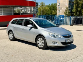 Opel Astra Sport Tourer Газов инжекцион BRC, снимка 1