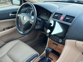 Honda Accord 2.4 Exutuve Като Нова 190хил км Сервиз-документи, снимка 9