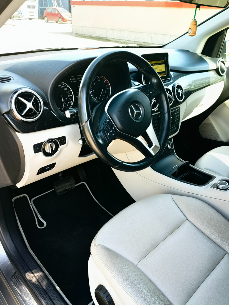 Mercedes-Benz B 180, снимка 4 - Автомобили и джипове - 46408105