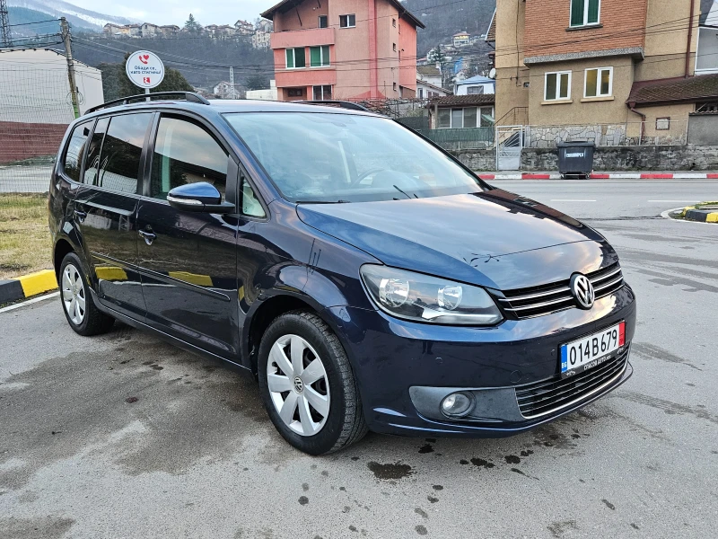 VW Touran 1.6 Tdi 7mesta/6skorosti/Klimatronik, снимка 7 - Автомобили и джипове - 48484202