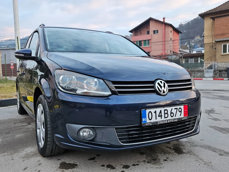 VW Touran 1.6 Tdi 7mesta/6skorosti/Klimatronik, снимка 8 - Автомобили и джипове - 48484202