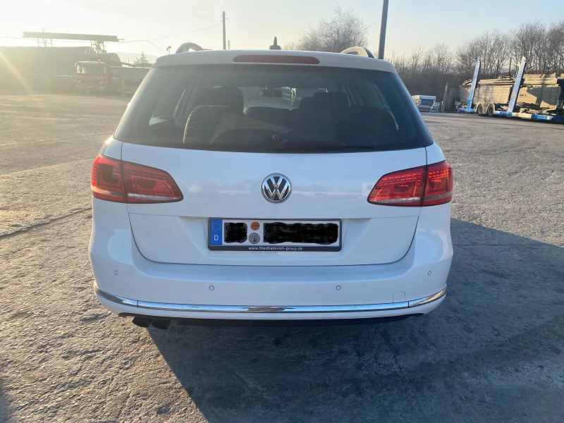 VW Passat 2.0 TDI 177 ps. Led / Navi / Panorama, снимка 6 - Автомобили и джипове - 48757882