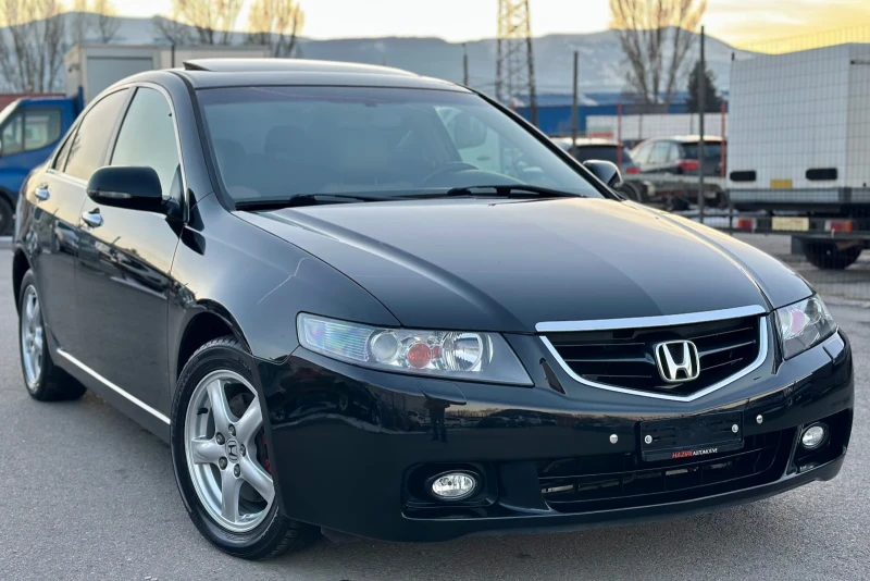 Honda Accord 2.4 Exutuve Като Нова 190хил км Сервиз-документи, снимка 2 - Автомобили и джипове - 49186075