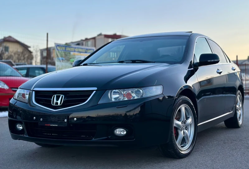 Honda Accord 2.4 Exutuve Като Нова 190хил км Сервиз-документи, снимка 1 - Автомобили и джипове - 49186075