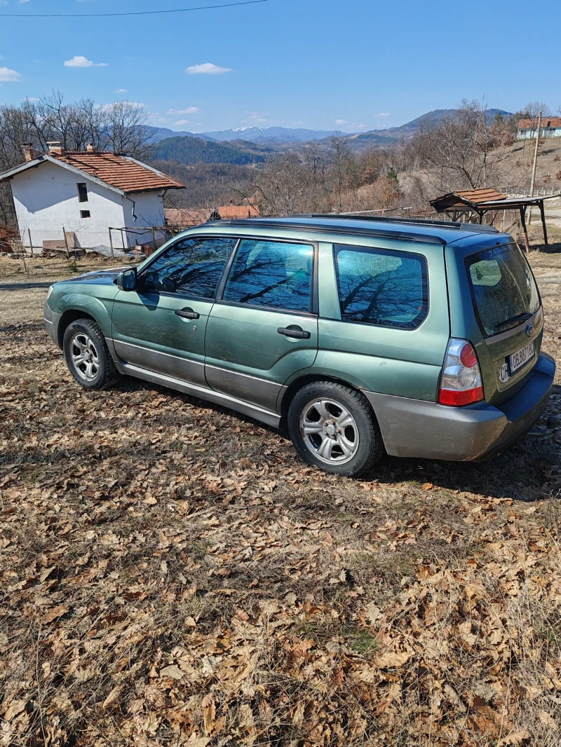 Subaru Forester Forester 2.0 X, снимка 4 - Автомобили и джипове - 49369761