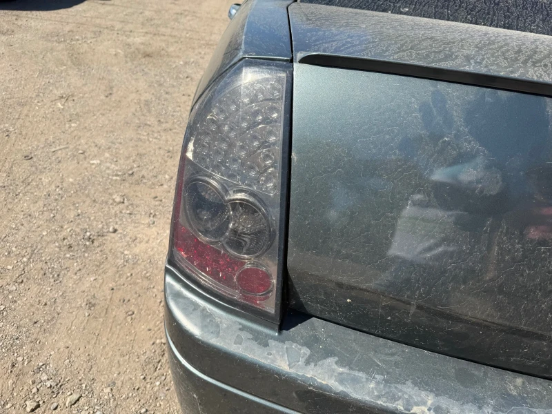 Chrysler 300c 2.7 auto, снимка 6 - Автомобили и джипове - 51822881