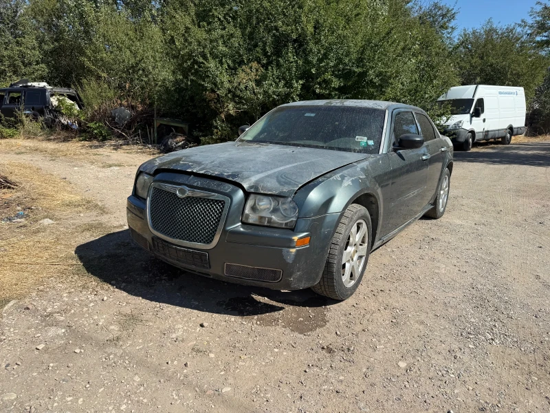 Chrysler 300c 2.7 auto, снимка 2 - Автомобили и джипове - 51822881