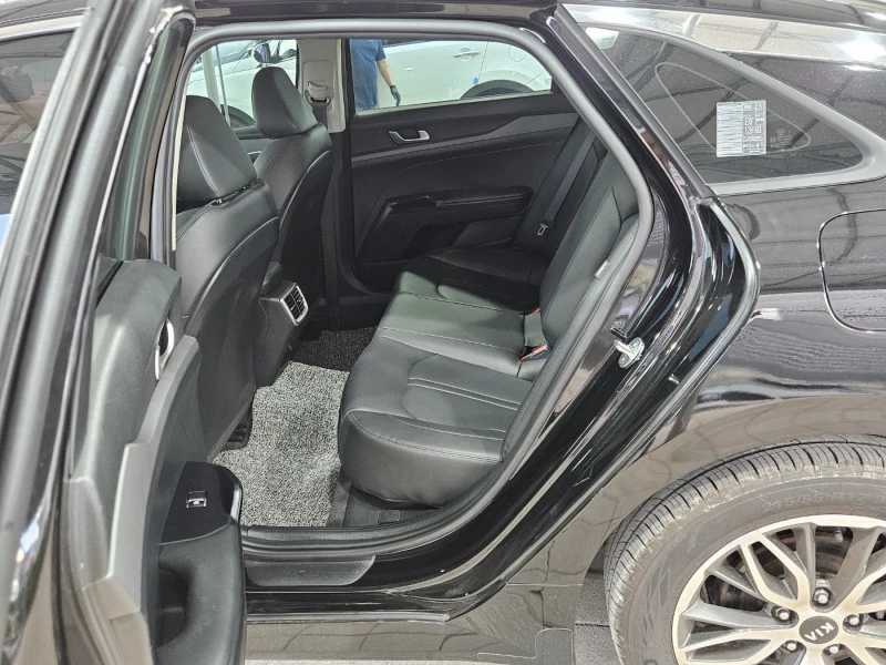 Kia K5 , Гаранция, Лизинг, Автосервиз, снимка 8 - Автомобили и джипове - 51873749